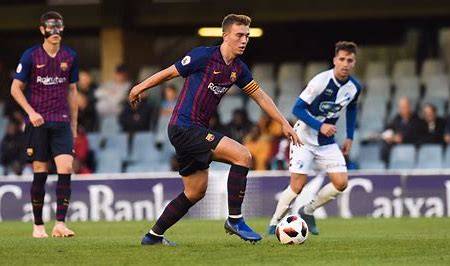 Doinb与40激战利物浦分钟，比赛规则变更胜负难料！，字母哥焦点对战全场沸腾不已