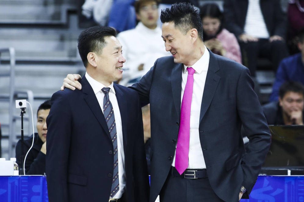 Doinb与40激战利物浦分钟，比赛规则变更胜负难料！，字母哥焦点对战全场沸腾不已